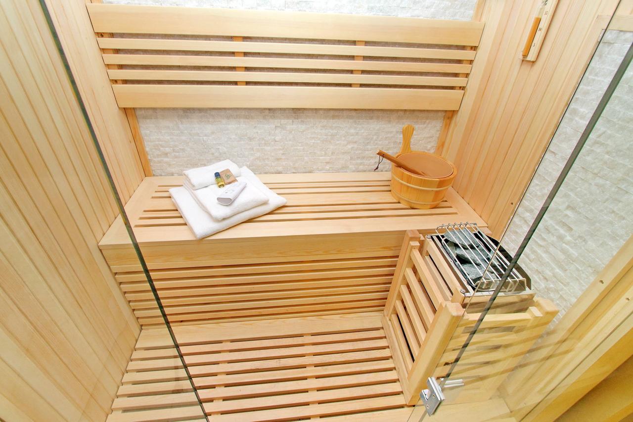 Romac Coronari With Gym, Sauna And Garden Buitenkant foto