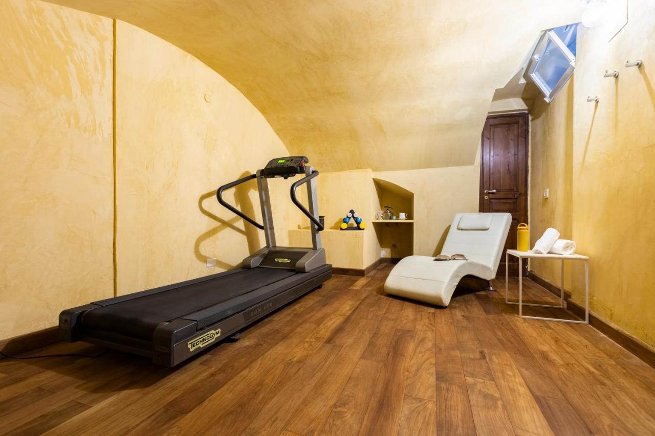 Romac Coronari With Gym, Sauna And Garden Buitenkant foto
